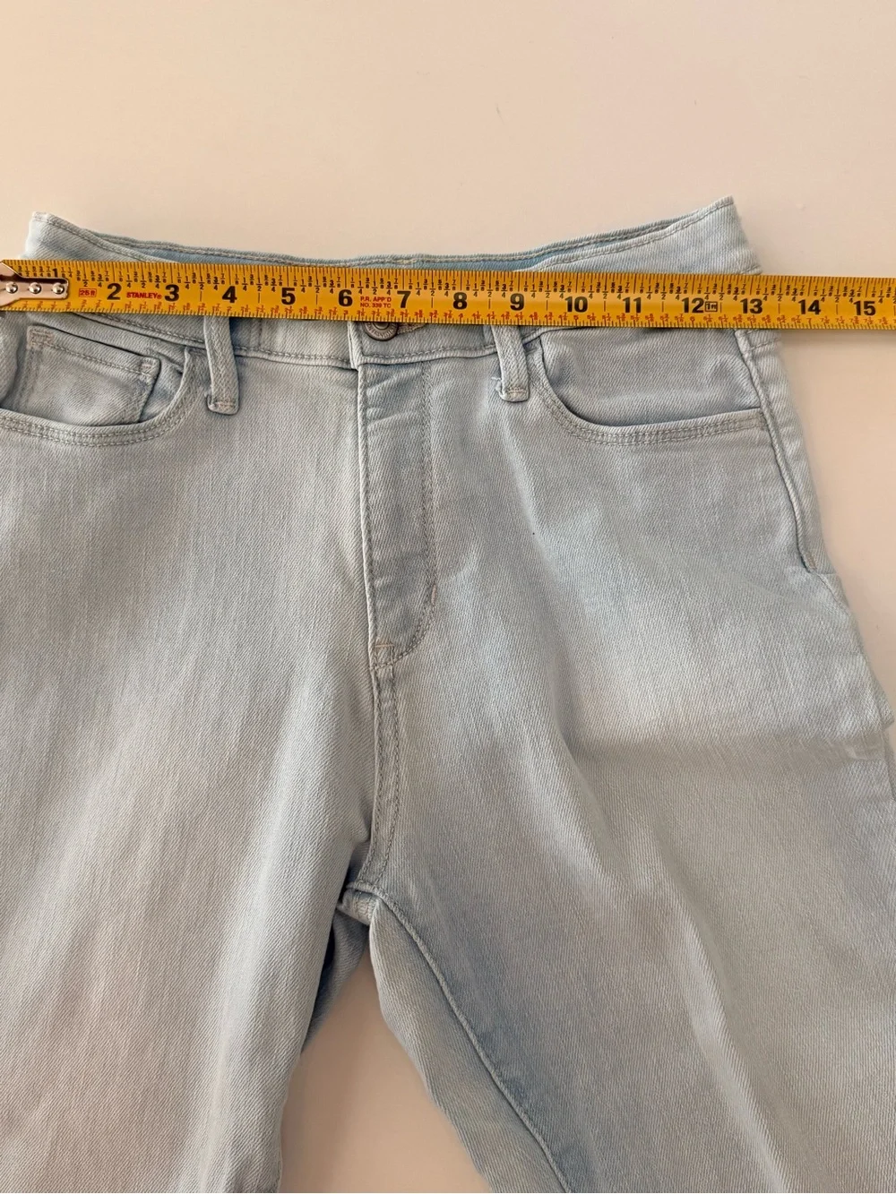 Old Navy Girls Size 18 High Rise Rockstar Jeggings Light Wash Jeans